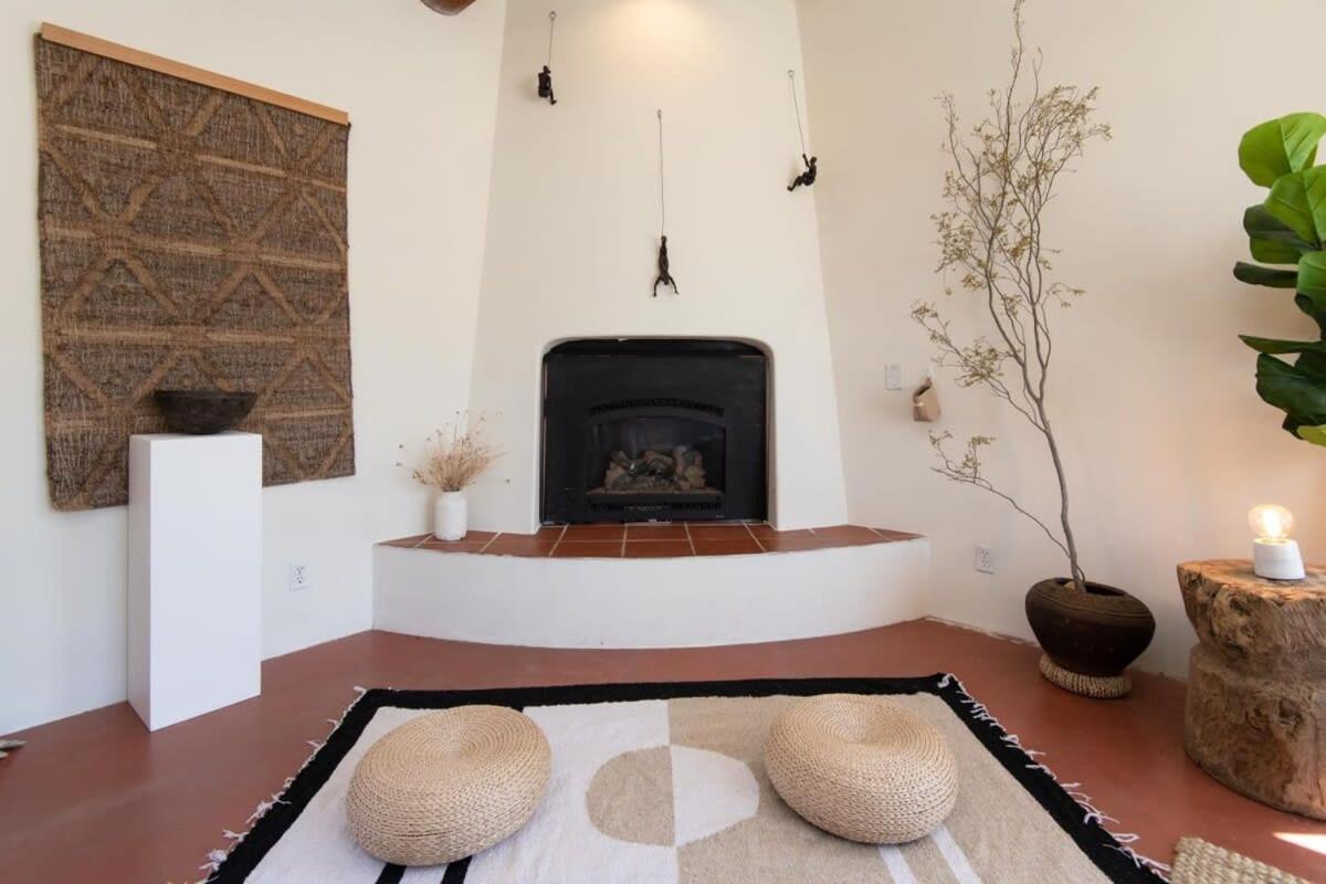 Renovated Lodge - Room 3 With Pool Access Joshua Tree Luaran gambar