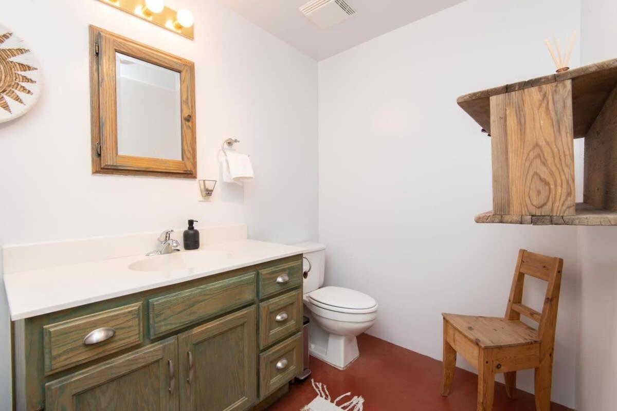 Renovated Lodge - Room 3 With Pool Access Joshua Tree Luaran gambar