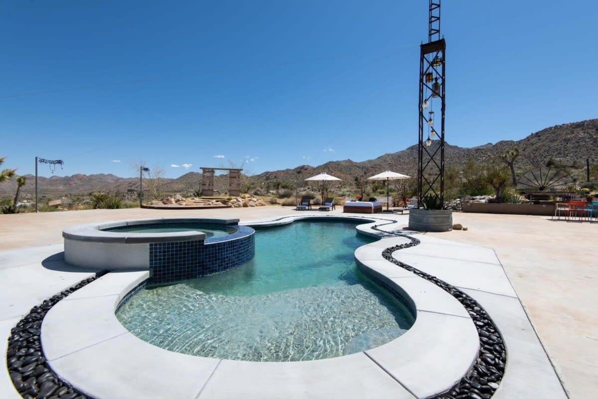 Renovated Lodge - Room 3 With Pool Access Joshua Tree Luaran gambar